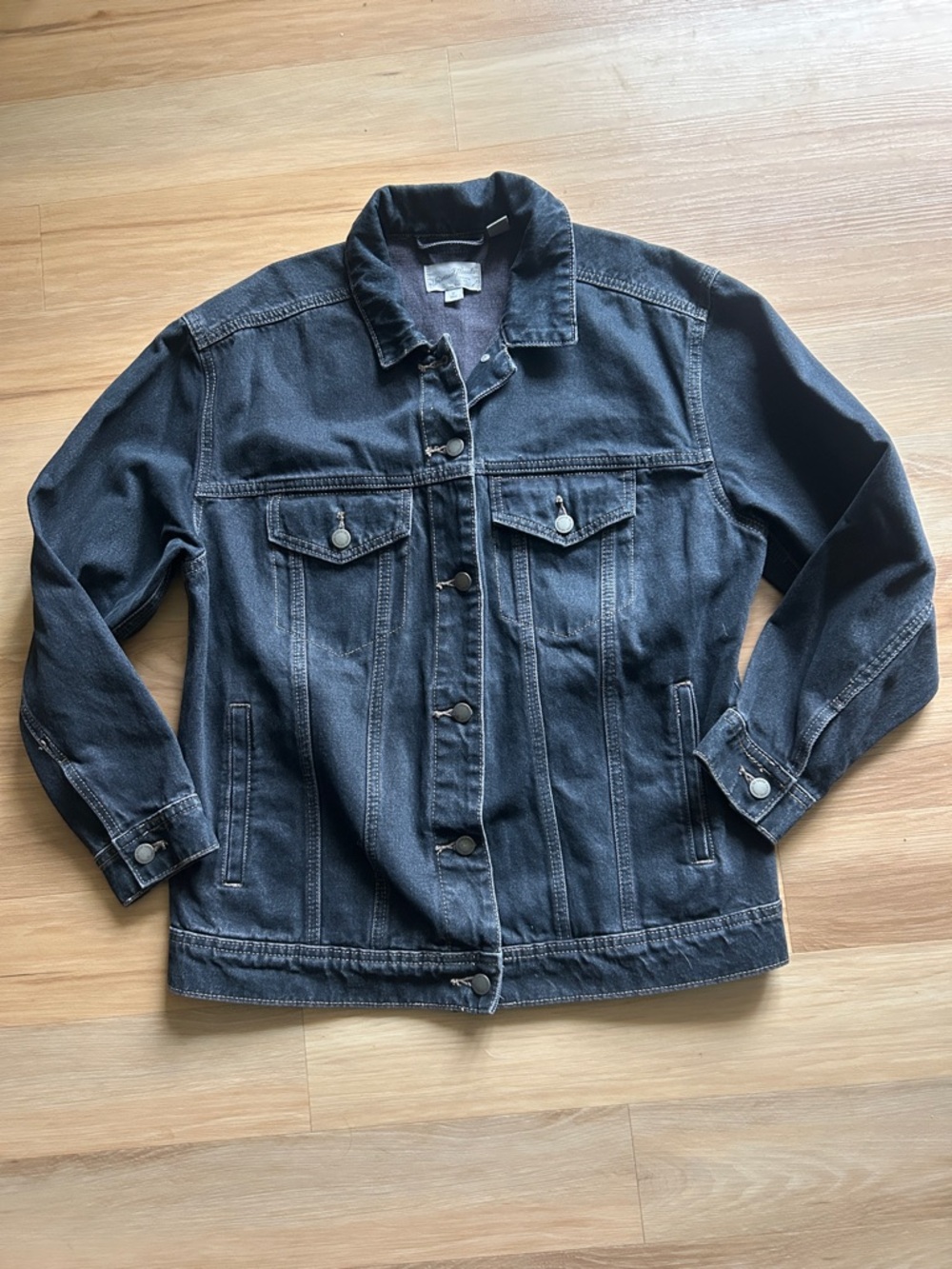 Universal Thread Black Denim Jacket with Faded Gray Stitching